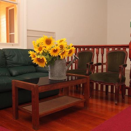 Settlers Arms Hotel Dungog ภายนอก รูปภาพ
