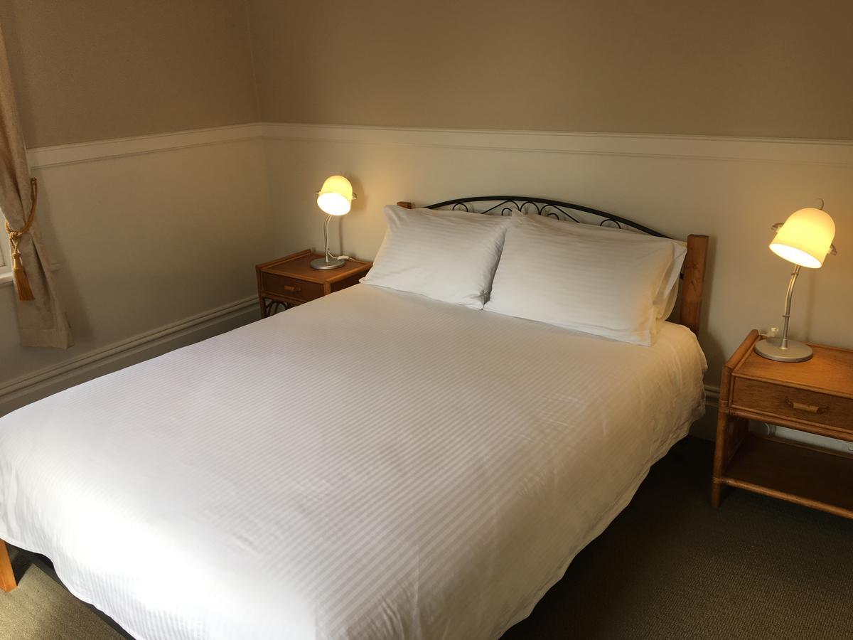 Settlers Arms Hotel Dungog ภายนอก รูปภาพ